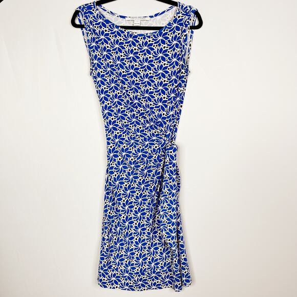 Diane Von Furstenberg Size 4 Blue Della Dress Blue Petals Print White Tie Waist - Picture 1 of 12